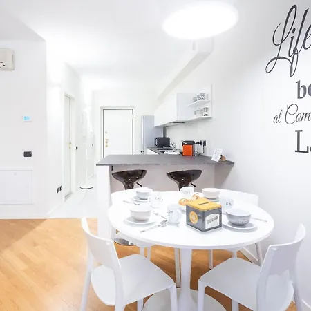 White Flat In Center By Rent Apartment