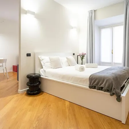 Apartment White Flat In Center By Rent