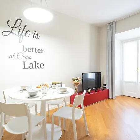 White Flat In Center By Rent Apartment *