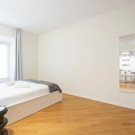 White Flat In Center By Rent * Como